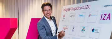 Stephan Valk ondertekent integraal zorgakkoord
