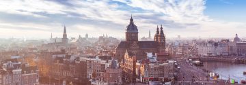 Amsterdam Nicolaaskerk en omgeving