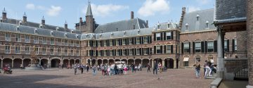 Binnenhof met mensen