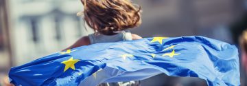 Meisje met EU vlag